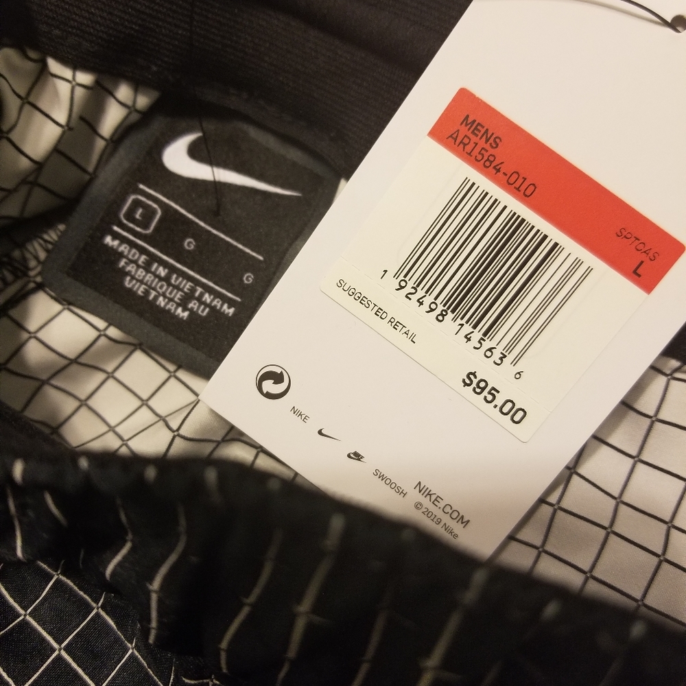 Nike Tech Pack Shorts - Picture 3 of 6